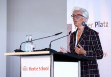 Lagarde reclama iniciativa política a la UE para destronar al dólar como divisa de referencia | Mercados Financieros