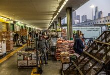 Los aranceles de Trump: un golpe más a una clase media mundial cada vez más empobrecida | Economía