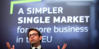 Bruselas reduce las tarifas administrativas para empresas con menos de 750 empleados.