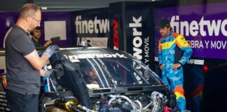 Finetwork paraliza los pagos de Vodafone para el uso de su red entre las quejas cruzadas | Buscar