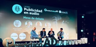 Audio Al servir la publicidad: use el formato de podcast