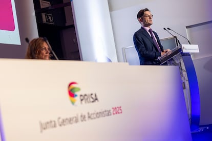 Pilar Gil (Vicepresidente de la Junta Directiva del Grupo Hmoraful) y Joseph Oughourlian (Presidente de la Junta Directiva del Grupo PRISA).