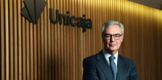 José Sevilla (Unicaja): «Nos centramos en nuestro plan estratégico, no en fusiones» | Buscar