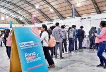 23.2 % de los ecuatorianos de forma independiente con un trabajo de empleo adecuado, ¿qué trabajo desarrolla?