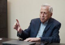 León Roldós sobre la declaración de Robert Kennedy Jr. respecto a la muerte de su hermano: Si él tiene algún tipo de indicio, sería bueno que se impulse una investigación | Política | Noticias