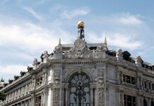 El director de la economía del banco español retrocede | Negocio