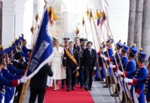 Después de su propiedad, Daniel Novoa regresó al gobierno del palacio y dio la bienvenida a sus seguidores | Política | Noticias