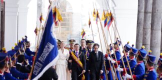 Después de su propiedad, Daniel Novoa regresó al gobierno del palacio y dio la bienvenida a sus seguidores | Política | Noticias