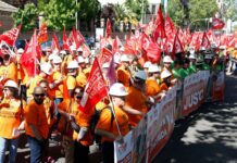 «¡Queremos salud, sin ataúd!» Negocio