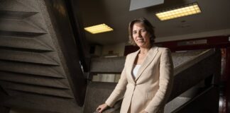 Isabel Araque: «Tenemos que superar el valor de la memoria en las oposiciones contra un funcionario» | Negocio