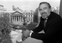 Juan Manuel Eguiagaray: político socialista, economista, navegante y hombre bueno | Economía