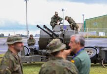 El Gobierno ha autorizado cambios presupuestarios para subir en 7.000 millones el gasto en defensa este año | Economía