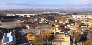 Un pueblo de Zaragoza de 1.200 habitantes se prepara para acoger a 2.200 trabajadores chinos, el doble de su población | Economía