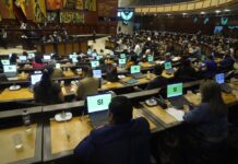 Asamblea rinde homenaje póstumo a Eduardo Miño Naranjo por sus 66 años de trayectoria artística | Política | Noticias