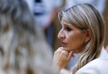 Díaz endurecerá por decreto el registro horario en las empresas aunque no se aprueben las 37,5 horas | Economía