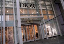 El auge de los bolsos Coach es una llamada de atención para el lujo europeo | Opinión