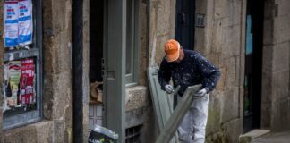 Los salarios crecen más que los precios y más de lo que pactaron sindicatos y empresarios | Economía