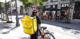 Las promesas por cumplir de Glovo, seis meses después de anunciar que renunciaba a los falsos autónomos | Economía