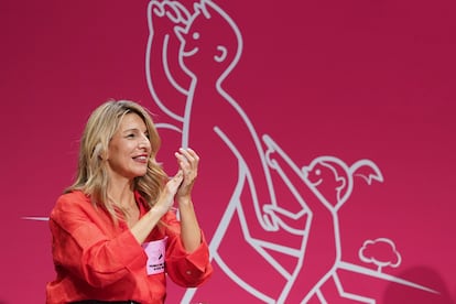 La vicepresidenta segunda y ministra de Trabajo, Yolanda Díaz, participa en un nuevo acto por la reducción de la jornada laboral, este martes en Valladolid. 
