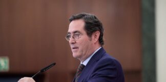 La patronal denuncia una “involución” del diálogo social y reivindica el papel de las empresas en la democracia | Economía