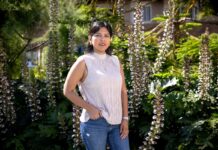 La economía se extranjeriza, pero no la administración pública: el muro de los foráneos para ser funcionarios | Economía