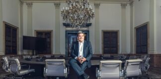 José Luis Escrivá: “Hay una menor confianza en el dólar y en los activos de Estados Unidos” | Economía