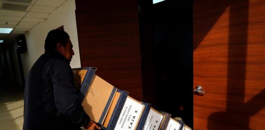 Caso Triple A: más de 110 testigos y peritos usará Fiscalía en el juicio contra 22 personas, naturales y jurídicas, acusadas de comercializar ilícitamente combustibles | Política | Noticias