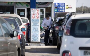 La inflación vive su mayor caída en 10 meses y se modera al 2,4% en enero | Economía