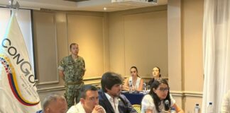 Daniel Noboa se reunió en Machala con varios prefectos y alcaldes del país | Política | Noticias