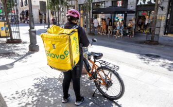 Glovo anuncia un ERE que afectará a unos 750 repartidores | Economía