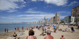 Viajes del Imserso 2026: el plazo para solicitar las plazas se abre el 1 de julio y estas son las tarifas | Economía