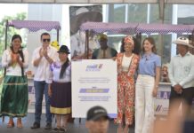 Daniel Noboa entrega $ 800.000 a beneficiarios de proyecto de la Economía Popular y Solidaria | Comunidad | Guayaquil