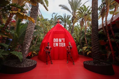 Entrada a la fiesta de inauguración del hotel The Unexpected Ushuaïa el 3 de junio.