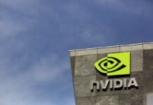 Nvidia se convierte en la primera cotizada en conquistar los 4 billones de dólares de valor en Bolsa | Economía