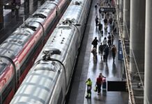 Restablecida la línea de Alta Velocidad entre Málaga, Granada y Almería tras varias horas cortada | Economía
