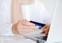 8 de cada 10 españoles son usuarios de banca online