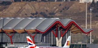 El choque millonario de IAG con Hacienda por la fusión de Iberia y British en 2011 escala al Supremo | Empresas