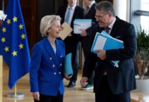 La UE negocia contra el reloj en Washington para sortear el golpe de los aranceles de Trump | Internacional