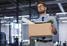 La justicia tumba el despido de un trabajador que nunca supo dónde debía presentarse tras su baja médica | Mis Derechos | Economía