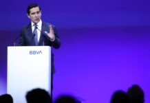 El BBVA deberá lanzar otra opa con efectivo por el Sabadell si se queda entre el 30% y el 50% del capital | Empresas