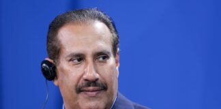 Al Thani continuará como accionista de El Corte Inglés al no ejecutar su opción de salida | Empresas