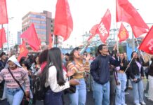 Estudiantes universitarios se movilizan en Quito por presupuesto y en rechazo a las leyes del Gobierno | Política | Noticias