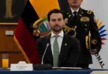 Niels Olsen pide la renuncia de 40 funcionarios con relaciones familiares en la Asamblea Nacional | Política | Noticias