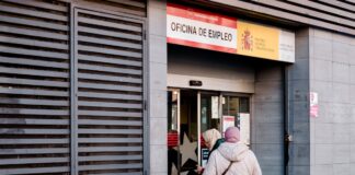 La OCDE recomienda a España movilizar más trabajadores mayores y migrantes para seguir creciendo | Economía