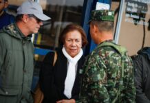 Colombia envía a canciller a la frontera para tratar caso de reos expulsados por Ecuador | Ecuador | Noticias