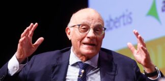 La CNMV analizará si el Sabadell puede aprobar el macrodividendo en la junta de agosto | Empresas