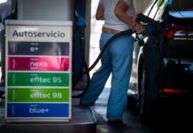 El diésel sube un 29% y la gasolina un 16% en España desde el ataque de Estados Unidos a Irán | Economía