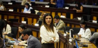 Valentina Centeno dejaría temporalmente la Asamblea Nacional, Mishel Mancheno asumiría como jefa de bancada de ADN | Política | Noticias