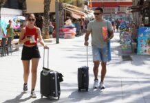 Propietarios que alquilan solo en verano: “El ingreso puede triplicar o cuadruplicar el de una semana en temporada baja” | Economía