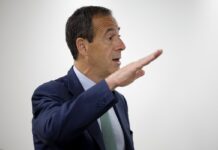 Gortázar aprovecha los máximos en Bolsa de CaixaBank y vende acciones por 2,4 millones | Mercados Financieros